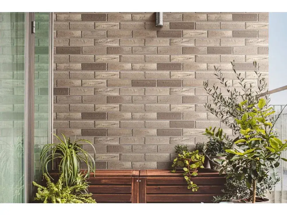 LIMBURG   (599,-Kč/m2)