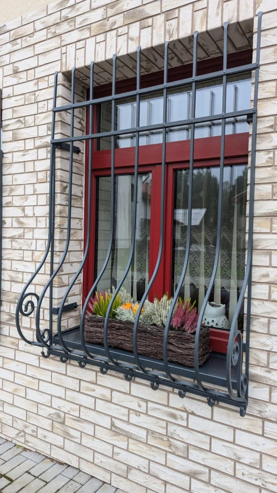 SEVILLA     (448,- Kč/m2)