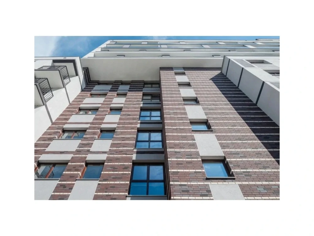 LUZERN     (649,- Kč/m2)