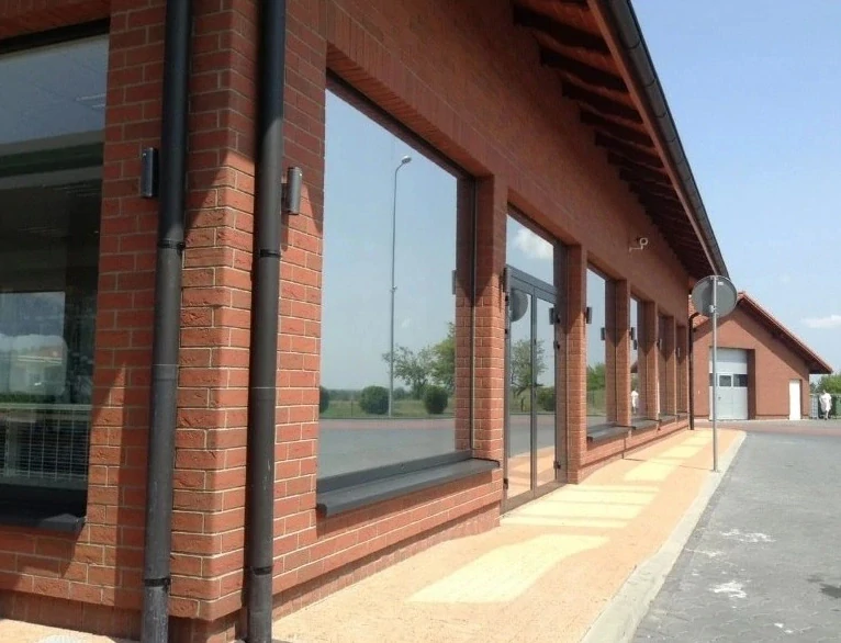 OREGON     (549,- Kč/m2)