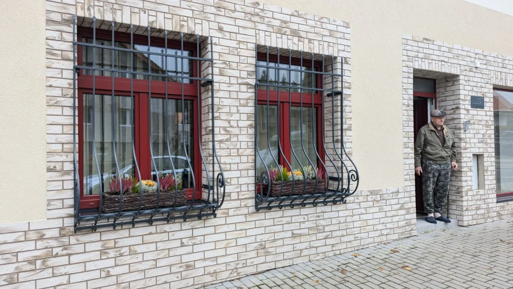 SEVILLA     (448,- Kč/m2)