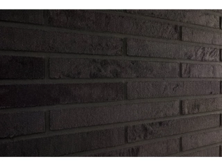 BERLIN   (649,-Kč/m2)